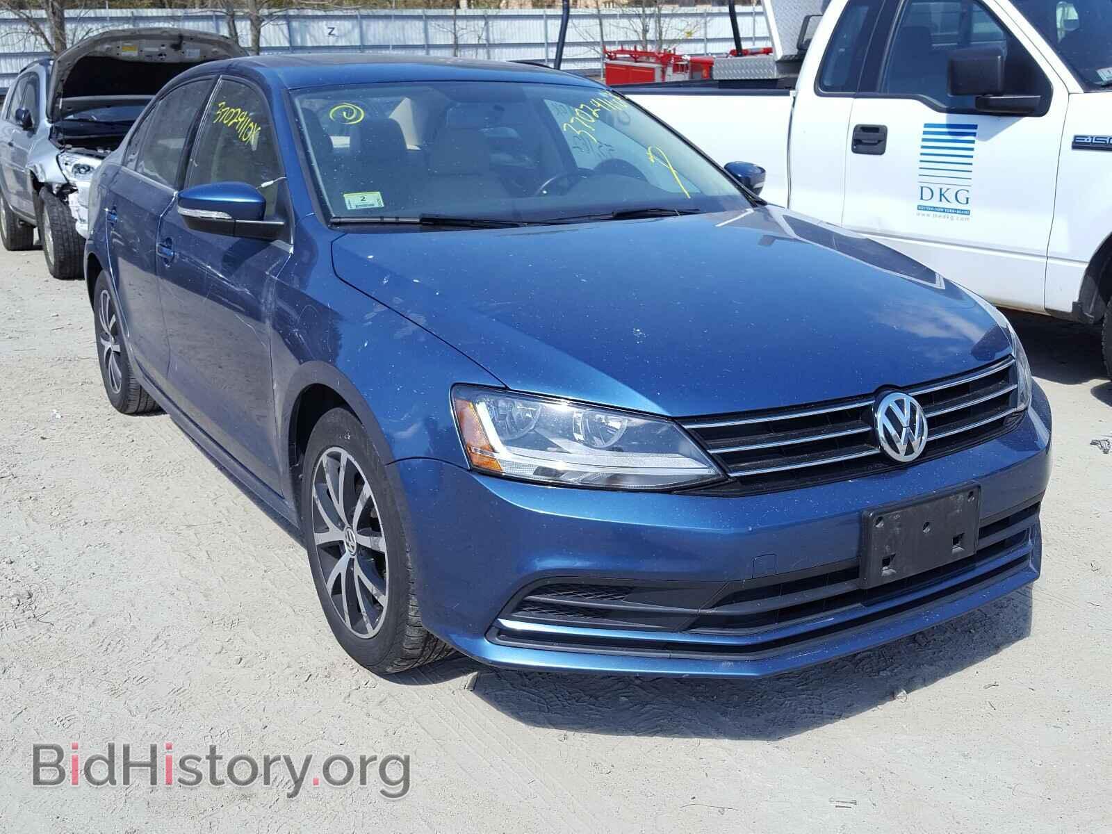 Фотография 3VWDB7AJ1HM262482 - VOLKSWAGEN JETTA 2017