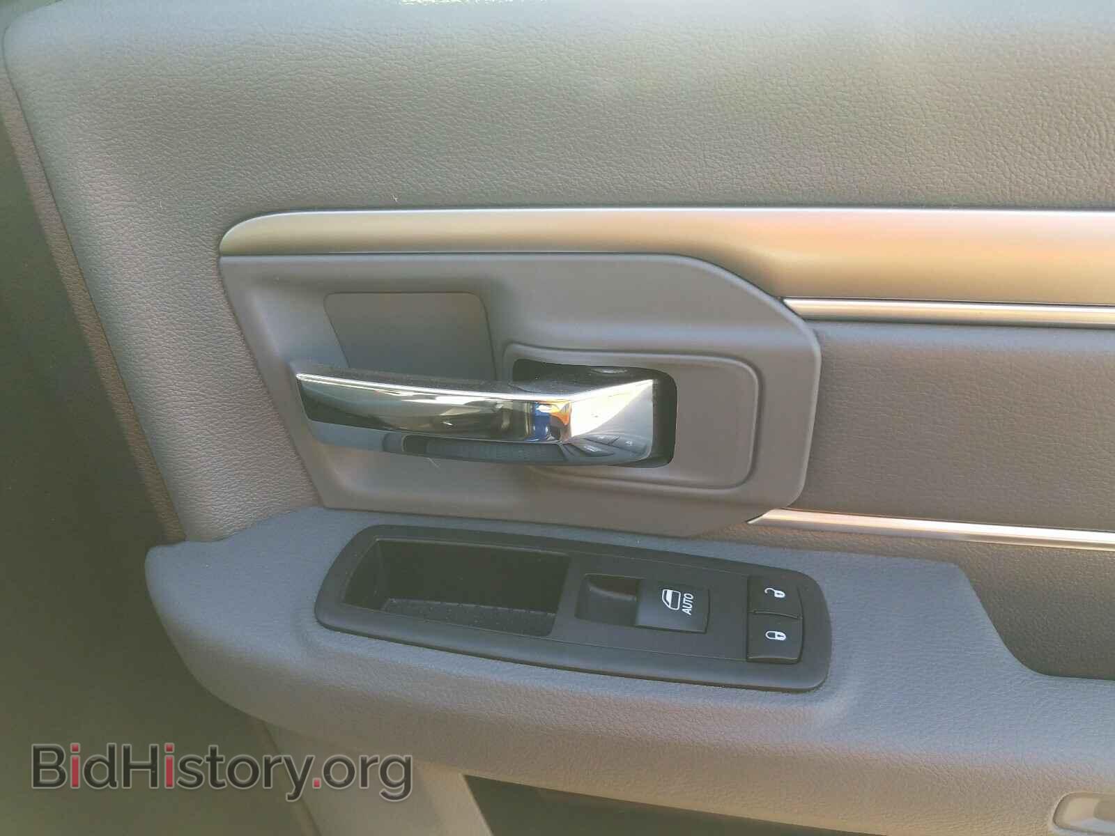 2017 RAM 1500 - VIN: 3C6RR7LT0HG728900 - Photo 9