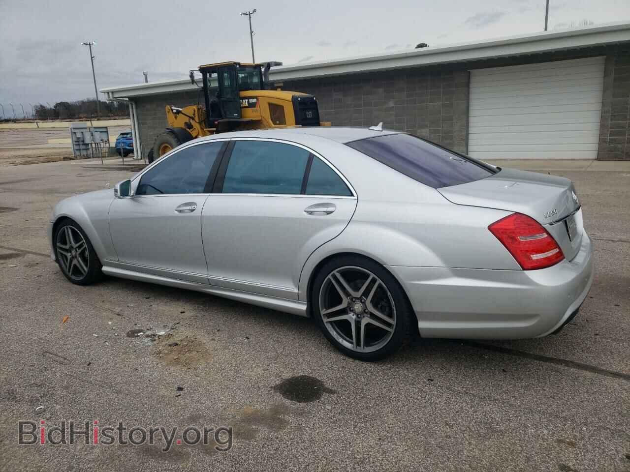 2013 MERCEDES-BENZ S-CLASS - VIN: WDDNG7DB9DA517342 - Фото 2