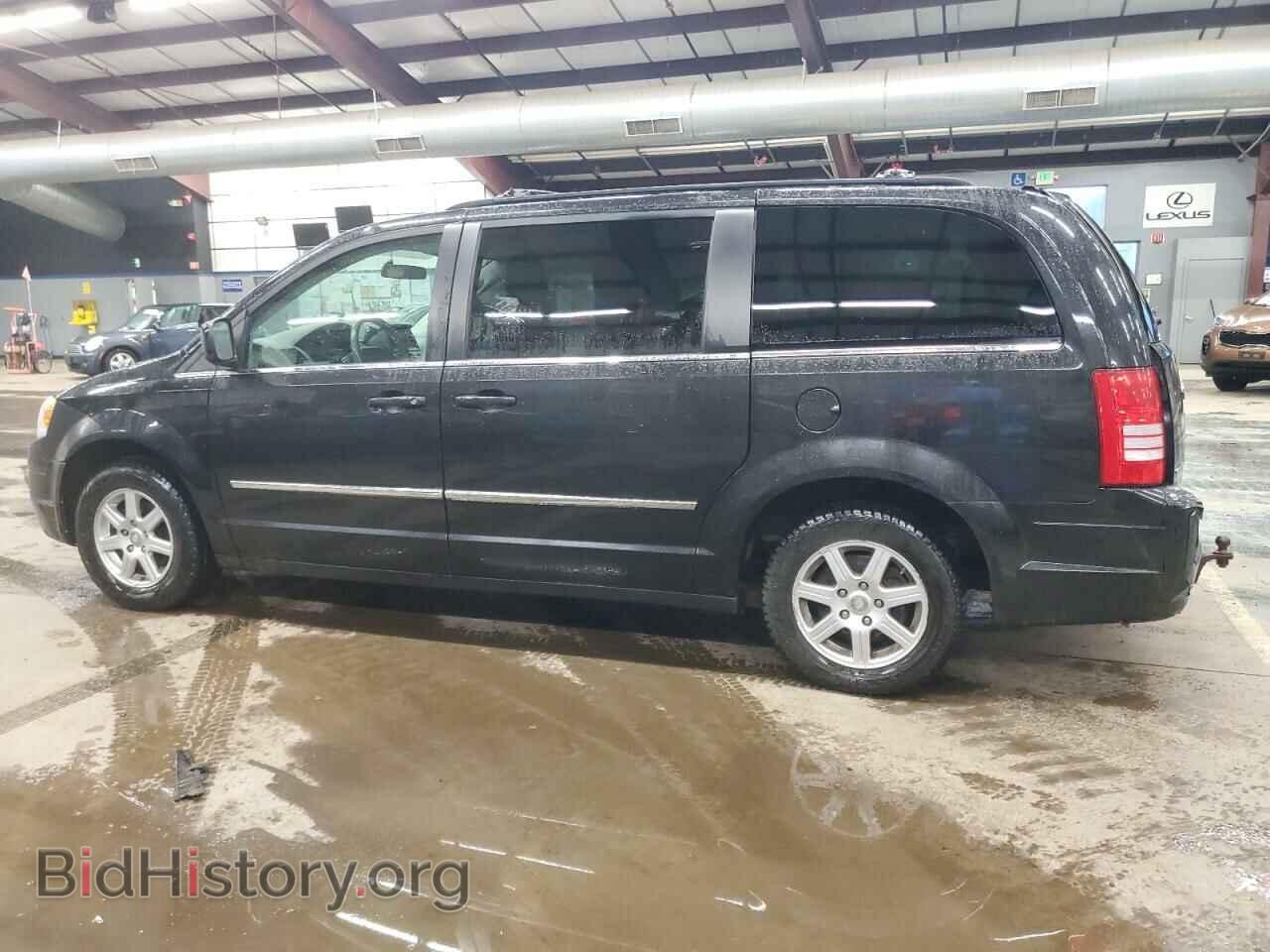 2010 CHRYSLER MINIVAN - VIN: 2A4RR5D10AR352493 - Фото 2