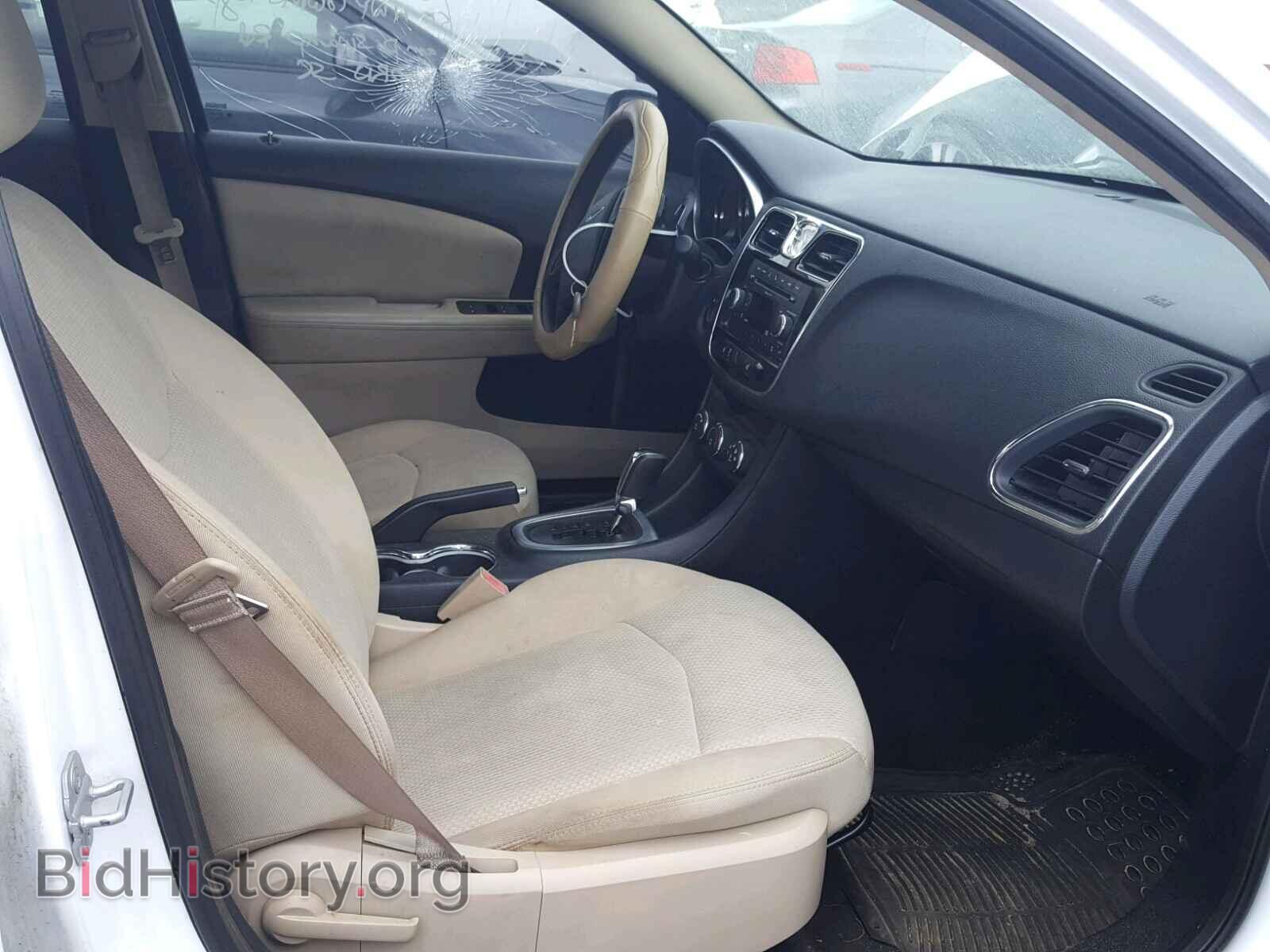 2011 CHRYSLER 200 - VIN: 1C3BC4FG5BN547397 - Фото 5