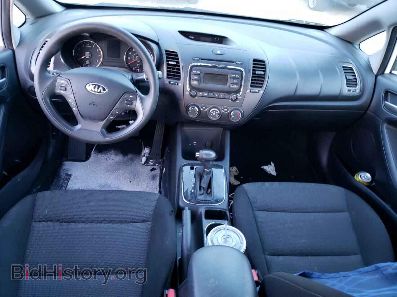 2017 KIA FORTE - VIN: 3KPFK4A75HE081314 - Фото 8