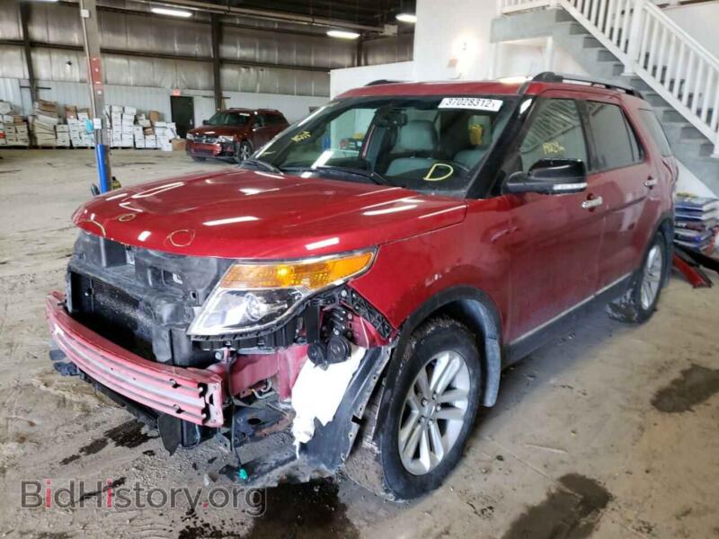 2012 Ford EXPLORER (VIN 1FMHK8D82CGA17109) — фото 2 из 10