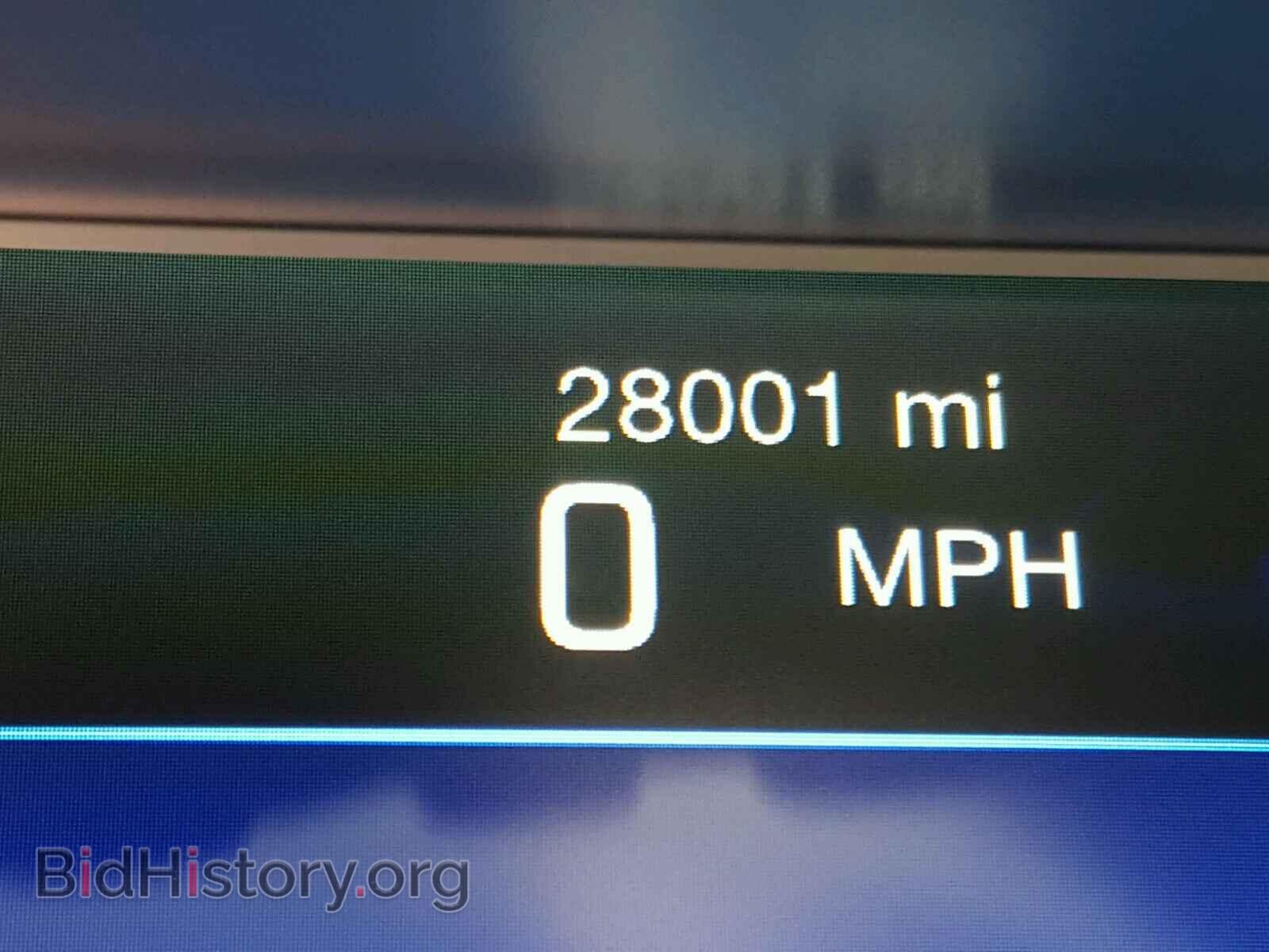 2015 CHRYSLER 200 - VIN: 1C3CCCDGXFN686805 - Photo 8