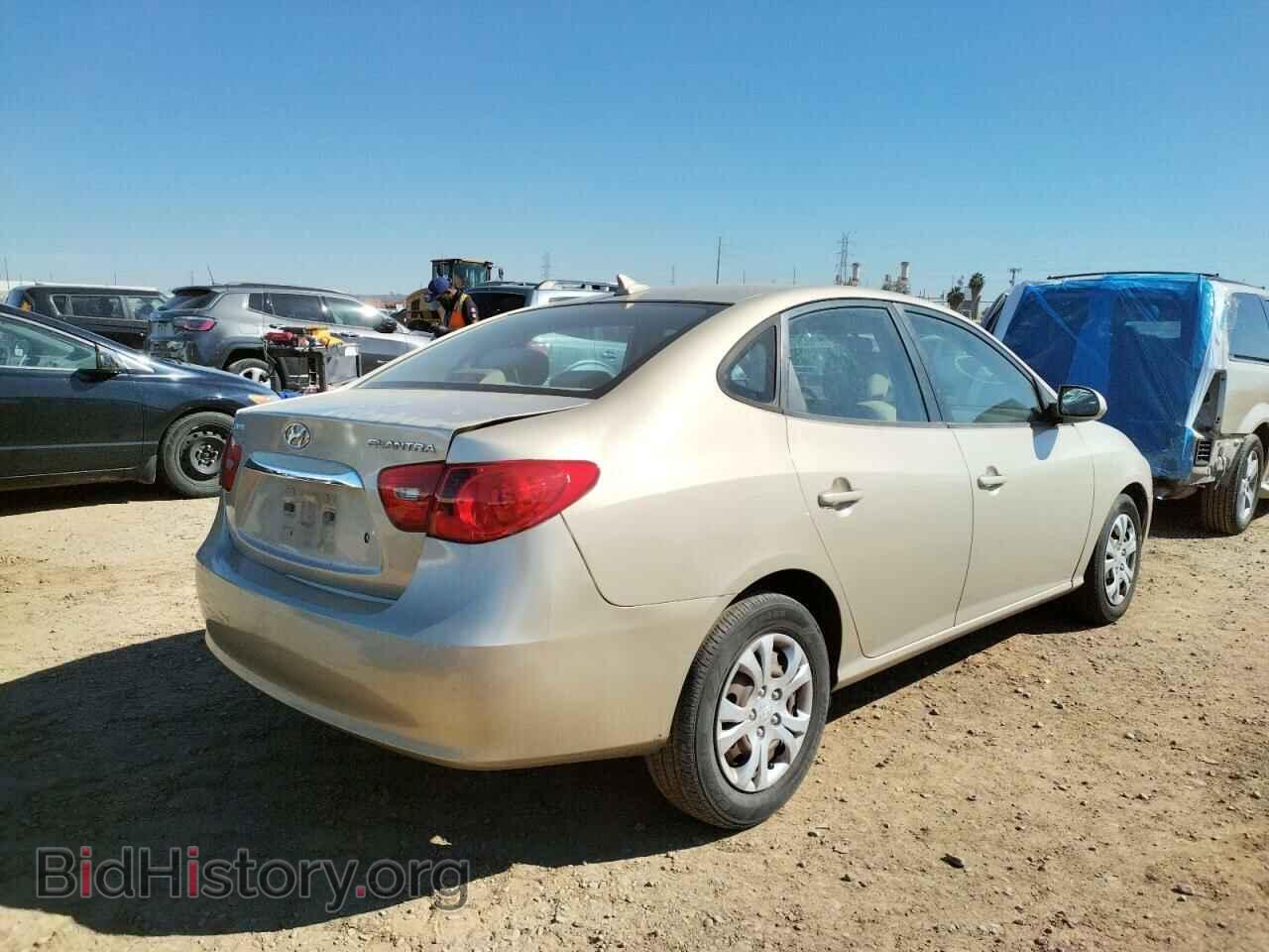 2010 HYUNDAI ELANTRA - VIN: KMHDU4AD9AU201321 - Фото 4