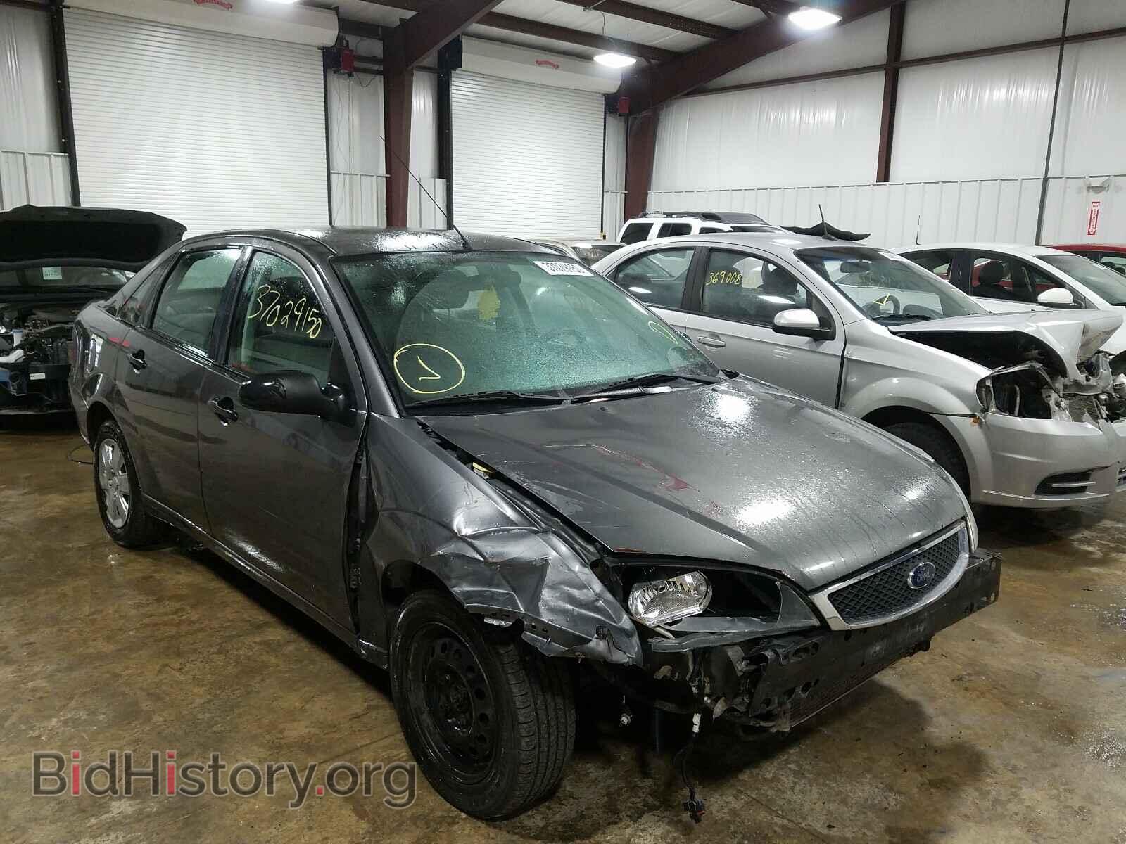Фотография 1FAHP34N77W137701 - FORD FOCUS 2007