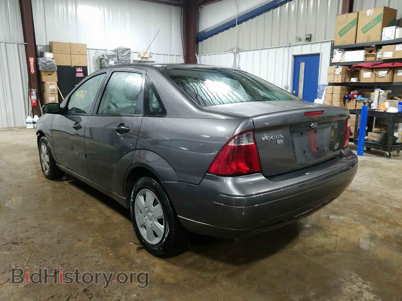 2007 FORD FOCUS - VIN: 1FAHP34N77W137701 - Фото 3