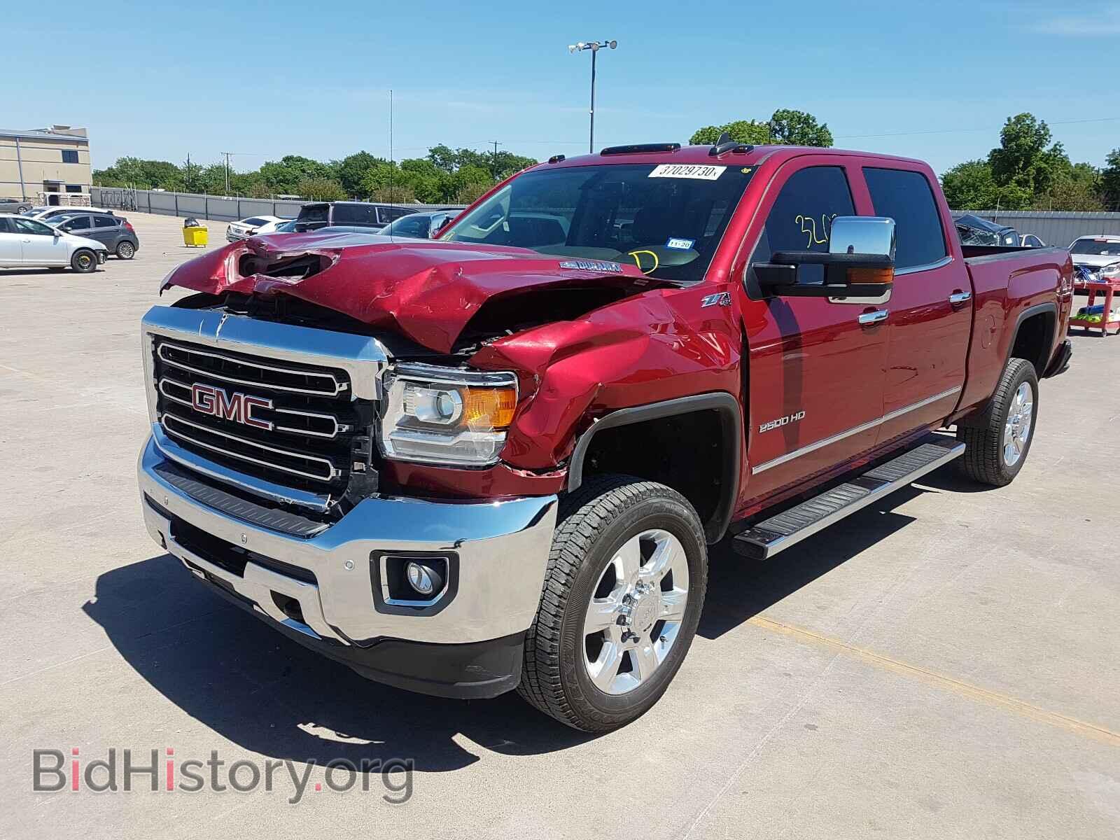 2018 GMC SIERRA - VIN: 1GT12TEY2JF183236 - Фото 2