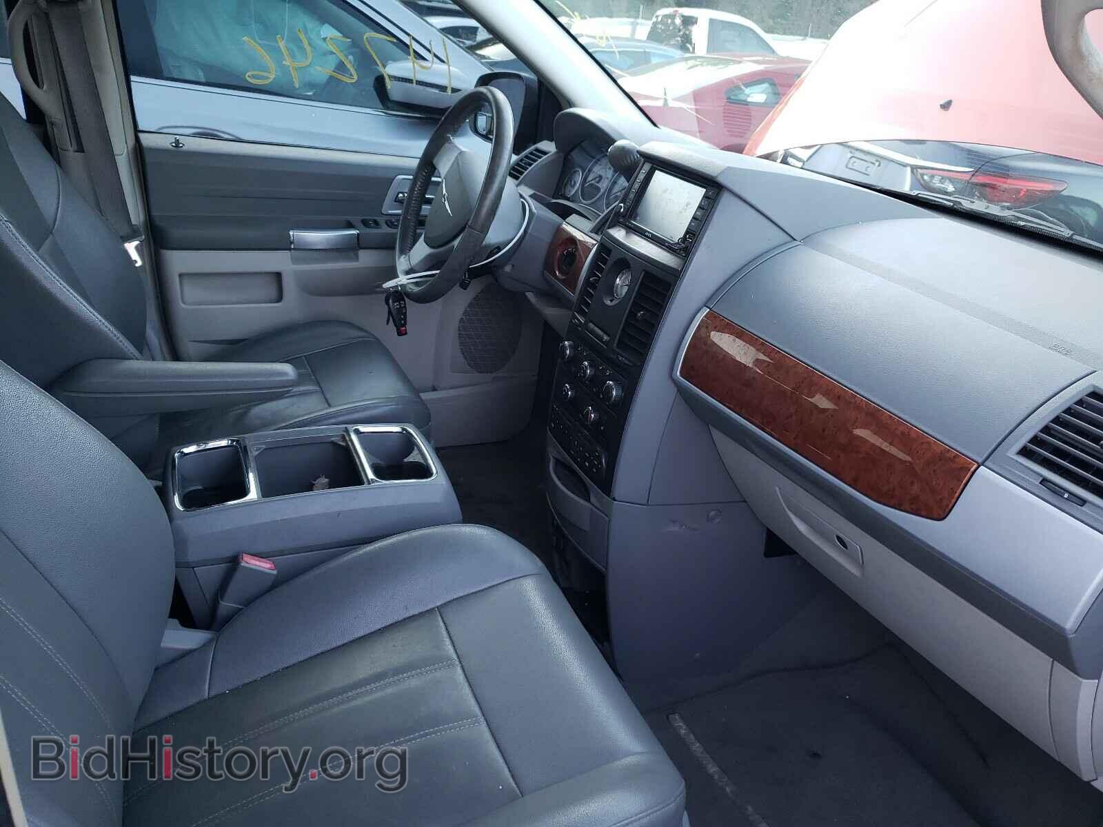 2008 CHRYSLER MINIVAN - VIN: 2A8HR54P48R152838 - Фото 5