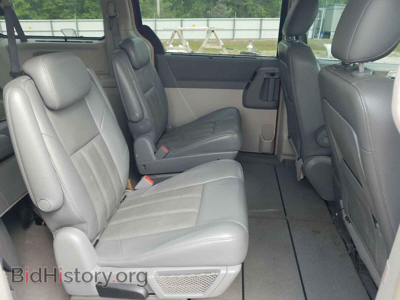 2008 CHRYSLER MINIVAN - VIN: 2A8HR54P48R152838 - Фото 6