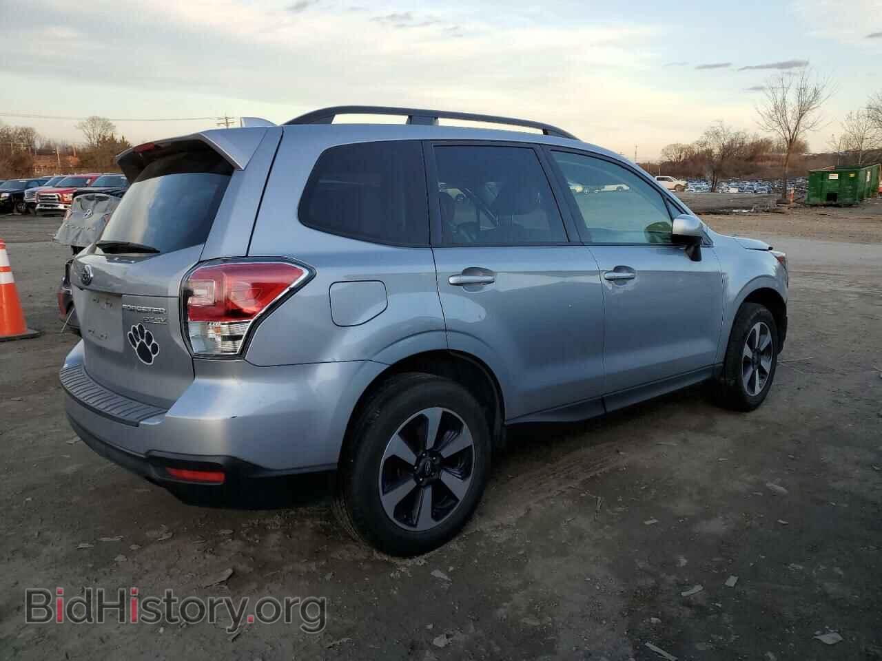 2017 SUBARU FORESTER - VIN: JF2SJAEC8HH409201 - Фото 3