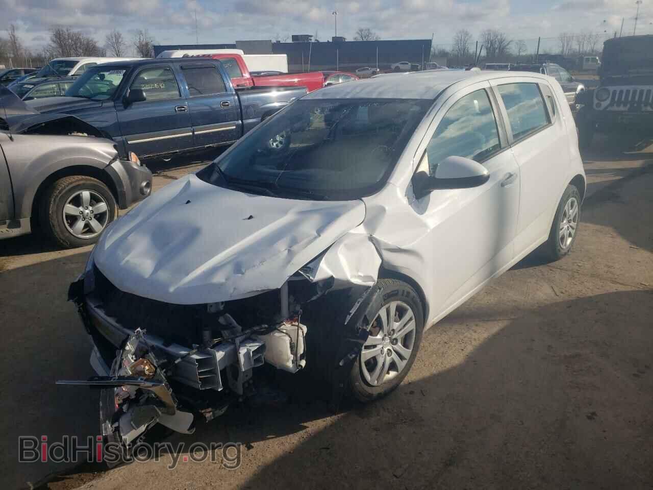 2017 CHEVROLET SONIC - VIN: 1G1JG6SH3H4169254 - Фото 2