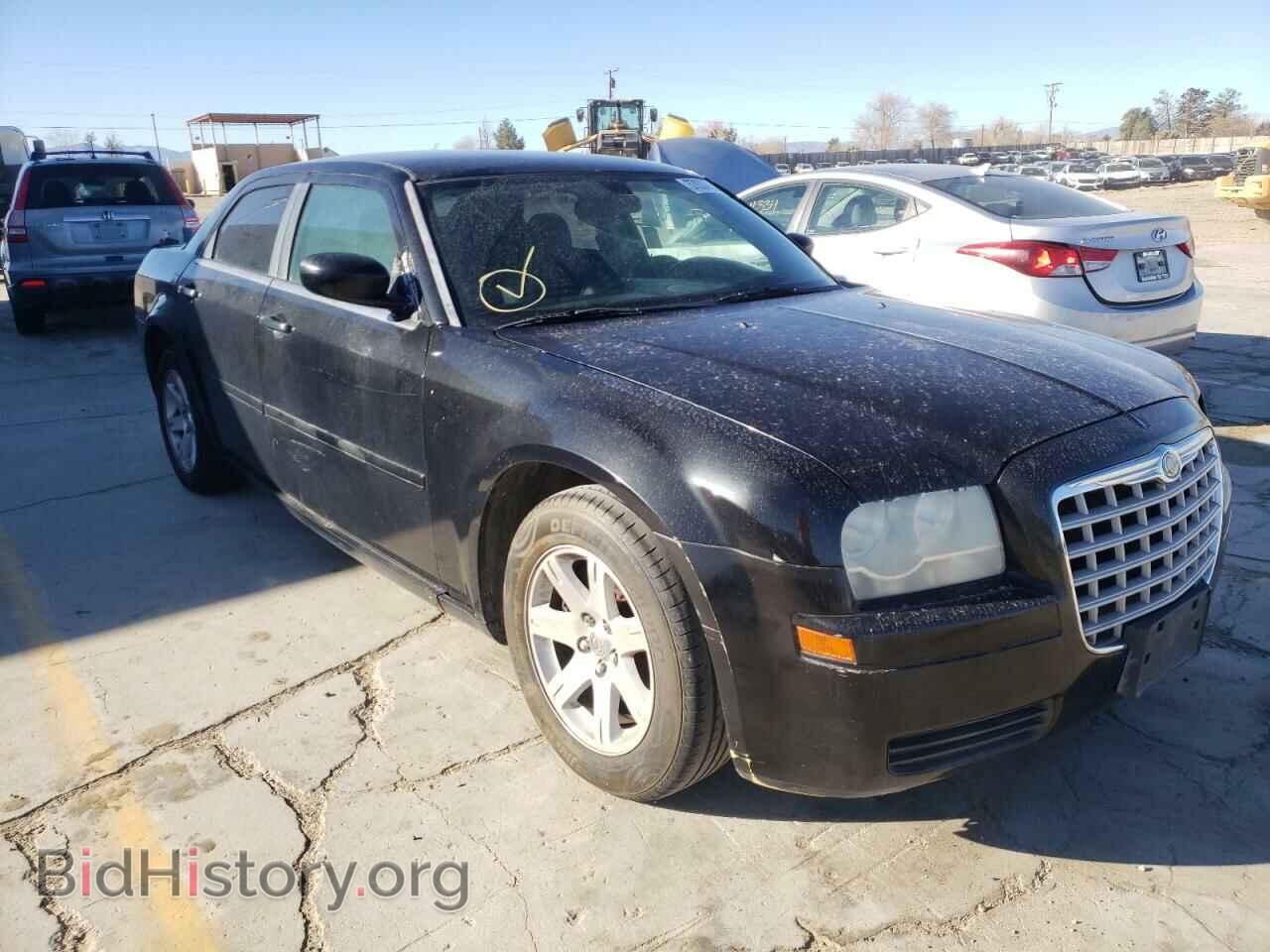 Фотография 2C3KA43RX6H377290 - CHRYSLER 300 2006