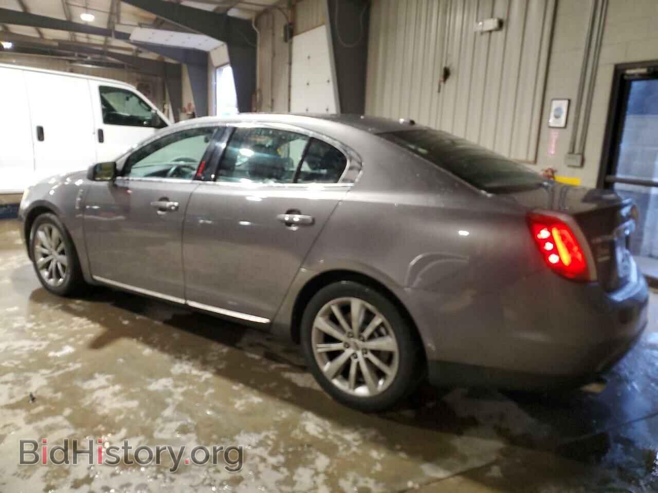 2011 LINCOLN MKS - VIN: 1LNHL9FT3BG602610 - Фото 2