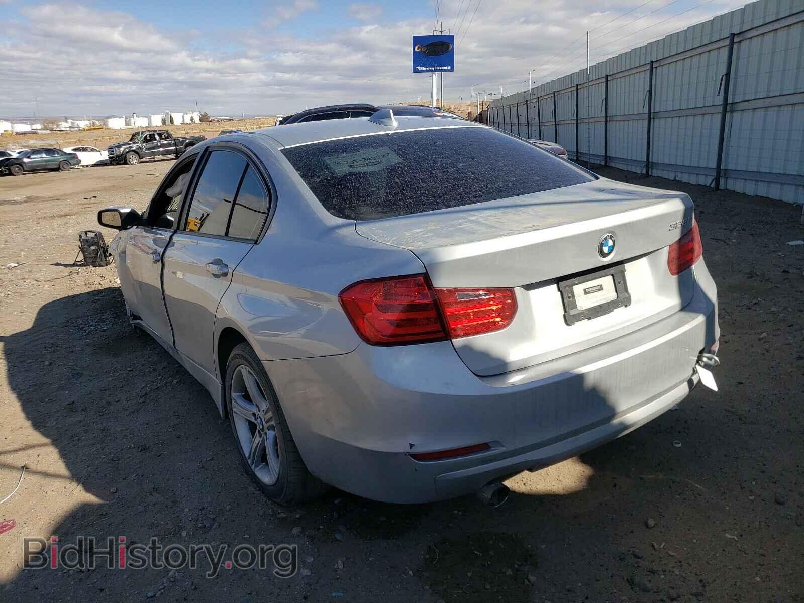 2013 BMW 3 SERIES - VIN: WBA3A5C5XDF602404 - Фото 3