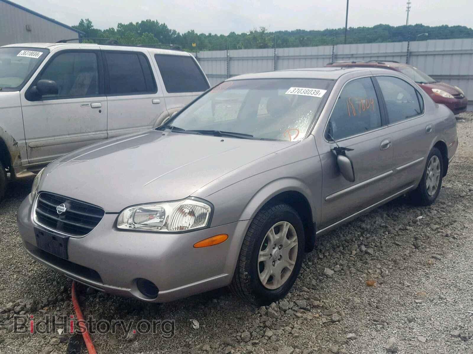 2000 NISSAN MAXIMA - VIN: JN1CA31D8YT705266 - Фото 2