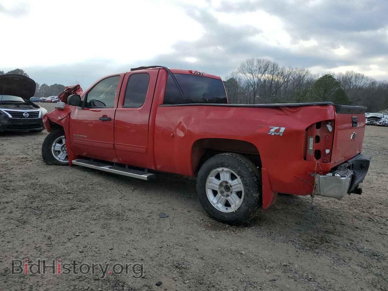 2013 CHEVROLET SILVERADO - VIN: 1GCRKSE70DZ108493 - Фото 2