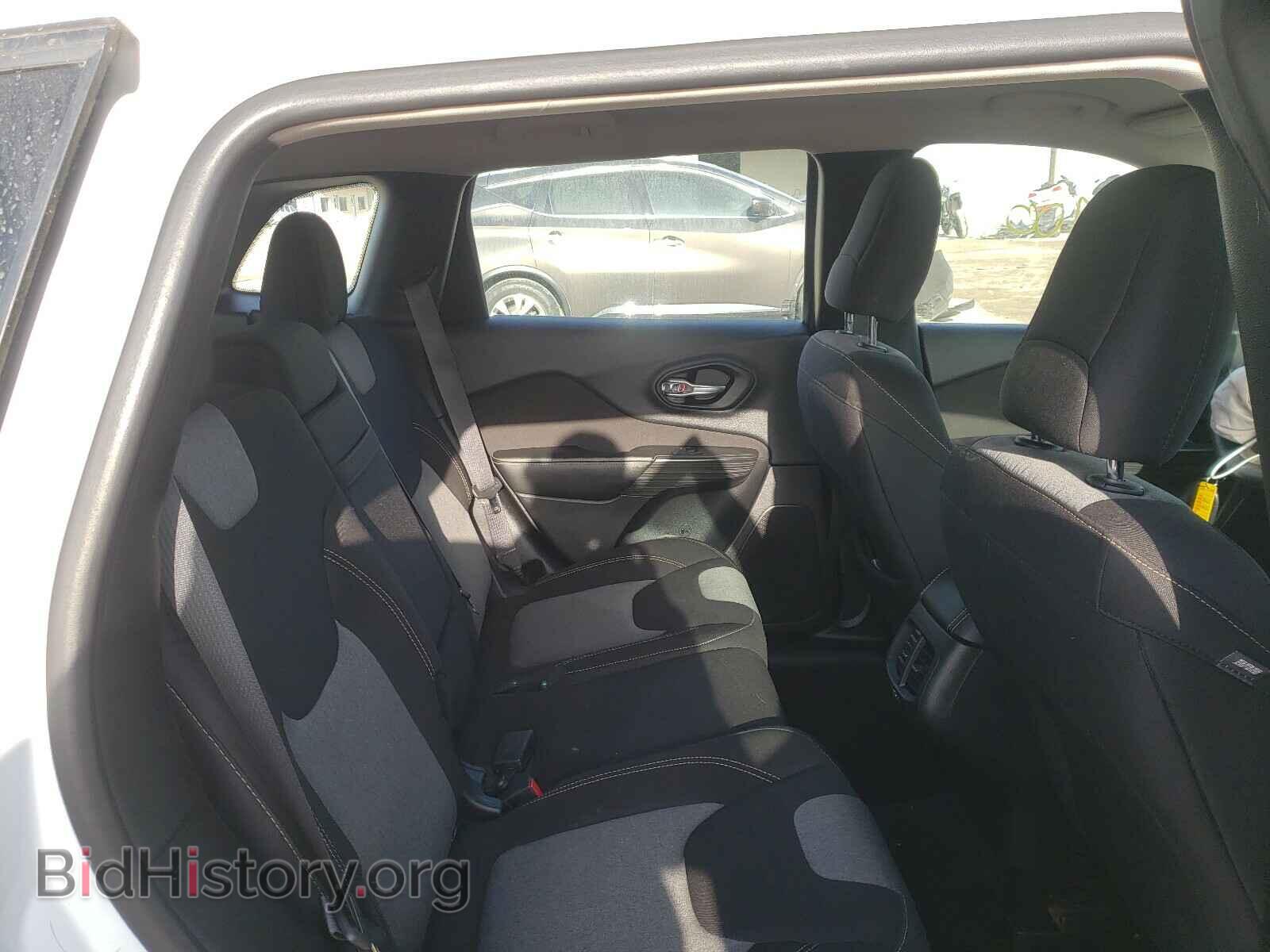 2016 JEEP CHEROKEE - VIN: 1C4PJLAB0GW127724 - Фото 6