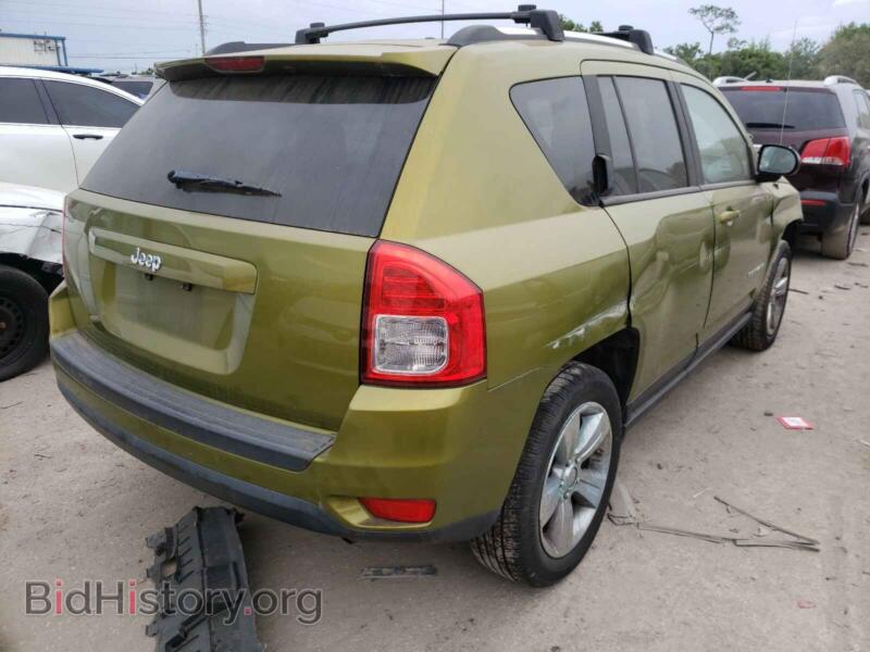 2012 Jeep COMPASS (VIN 1C4NJCBA1CD556888) — photo 4 of 10