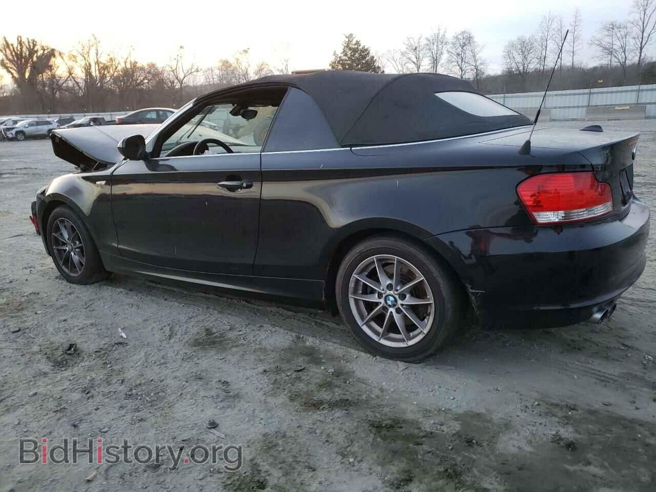 2011 BMW 1 SERIES - VIN: WBAUL7C55BVM80385 - Фото 2
