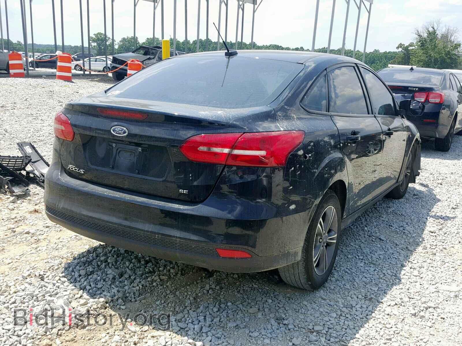 2018 FORD FOCUS SE - VIN: 1FADP3F21JL274952 - Photo 4