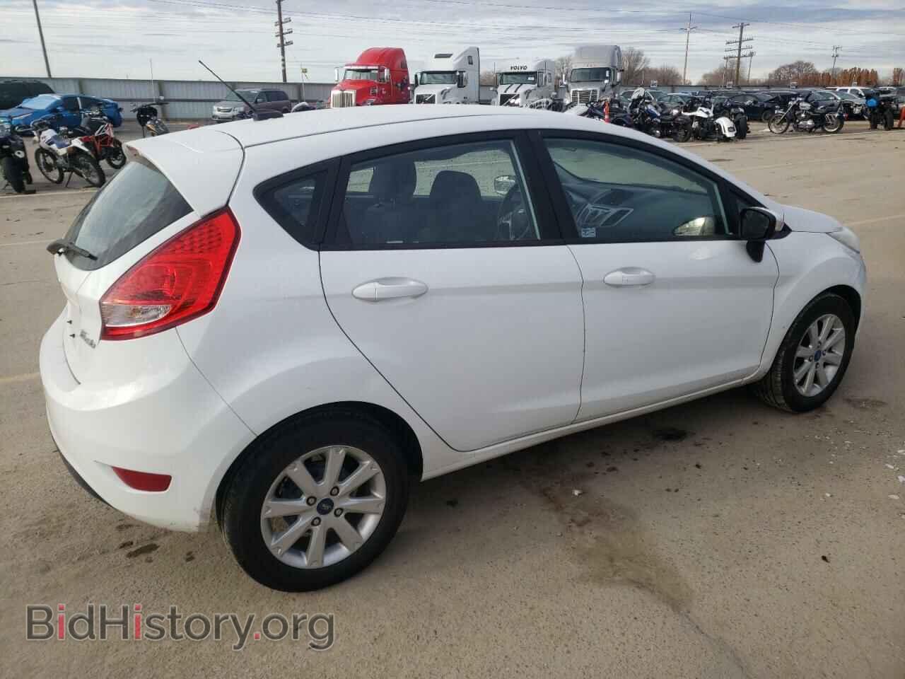 2013 FORD FIESTA - VIN: 3FADP4EJ3DM205018 - Фото 3