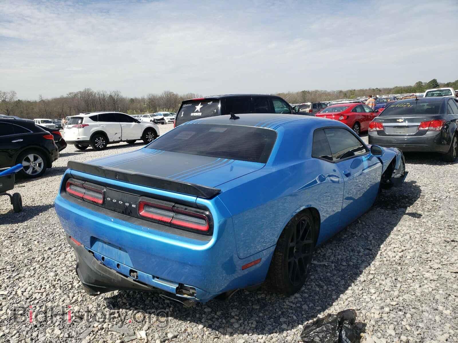 2016 DODGE CHALLENGER - VIN: 2C3CDZBT9GH275230 - Фото 4