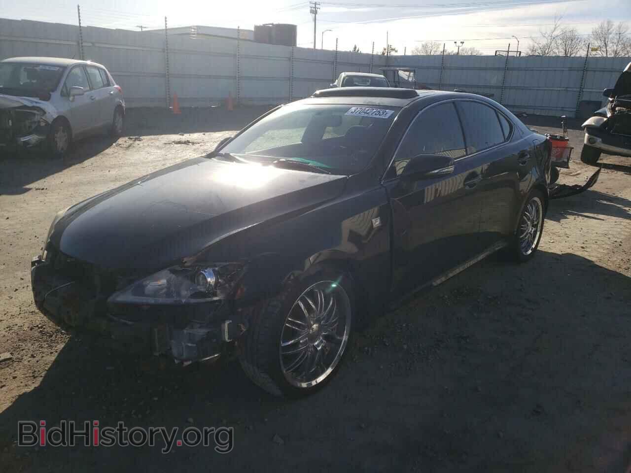 Photo JTHBF5C21B5152231 - LEXUS IS 2011