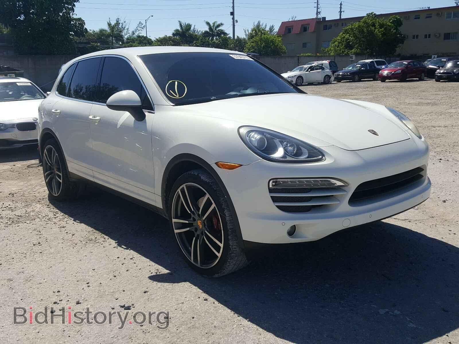 Фотография WP1AA2A21CLA04637 - PORSCHE CAYENNE 2012