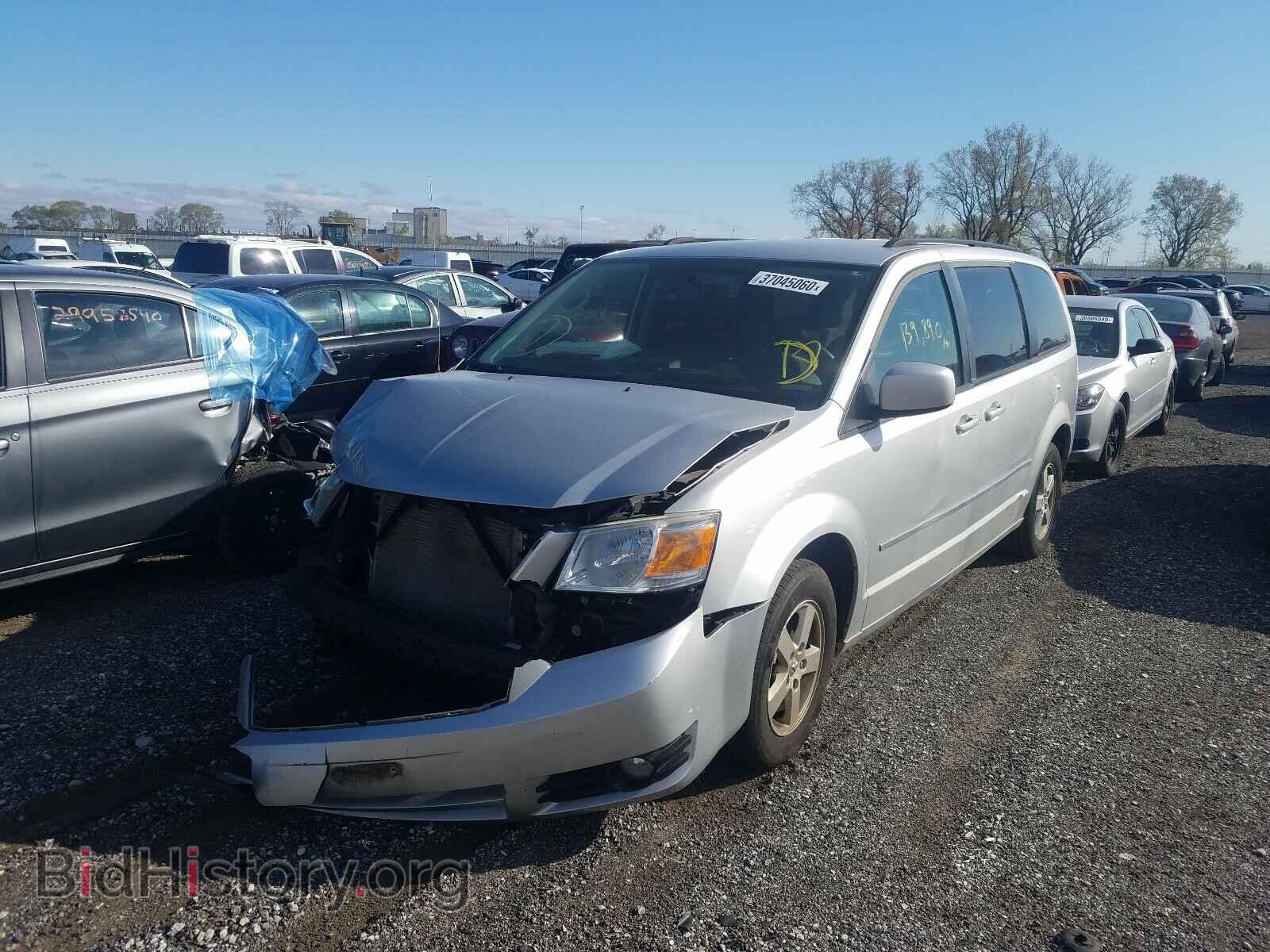 2010 DODGE CARAVAN - VIN: 2D4RN5D17AR131042 - Фото 2