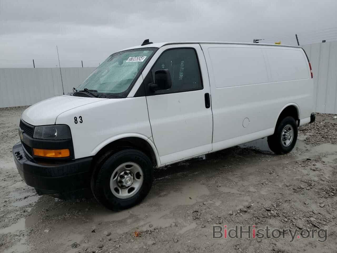 Photo 1GCWGAFP8M1309683 - CHEVROLET EXPRESS 2021