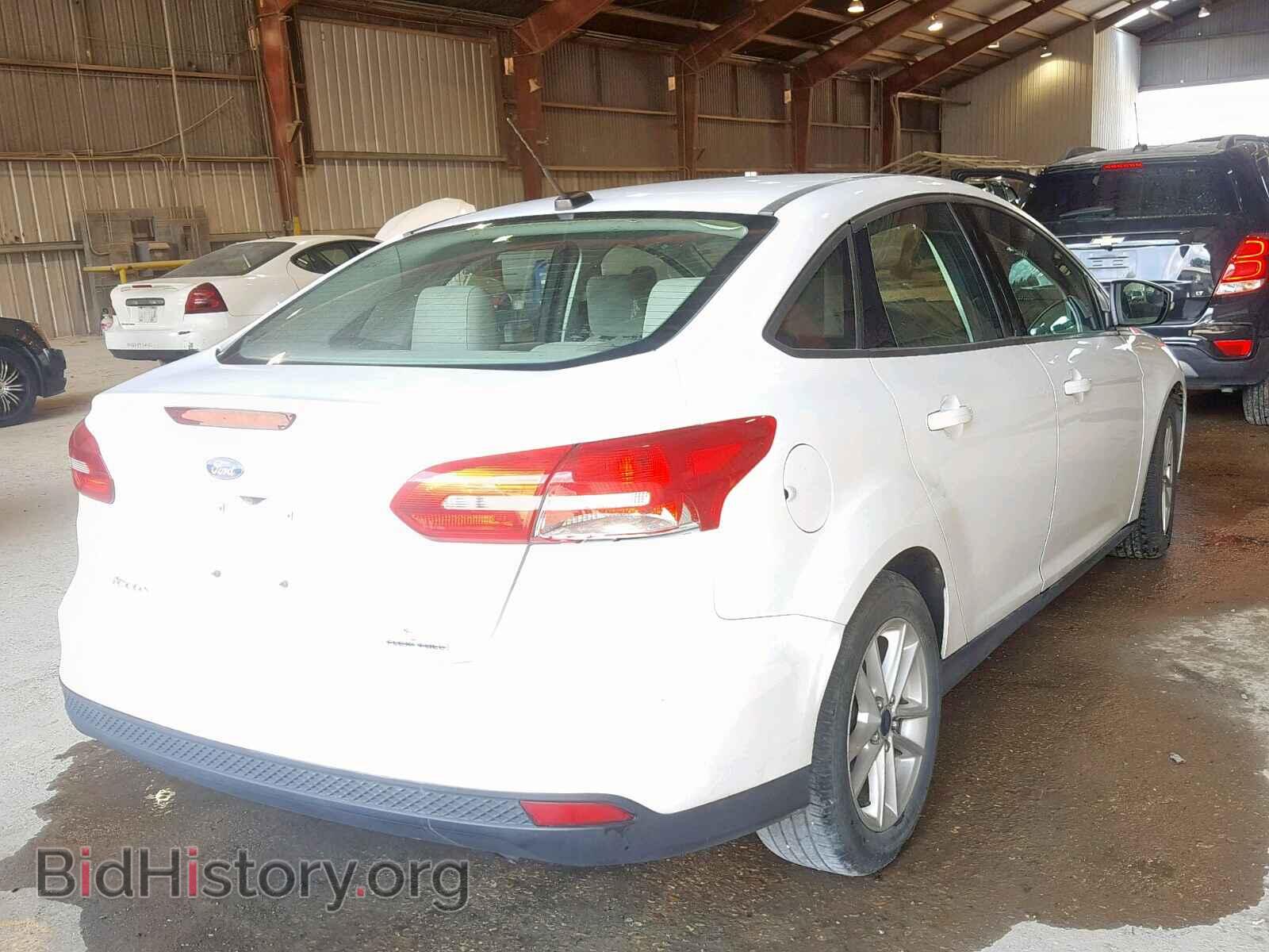 2015 FORD FOCUS SE - VIN: 1FADP3F2XFL250396 - Фото 4