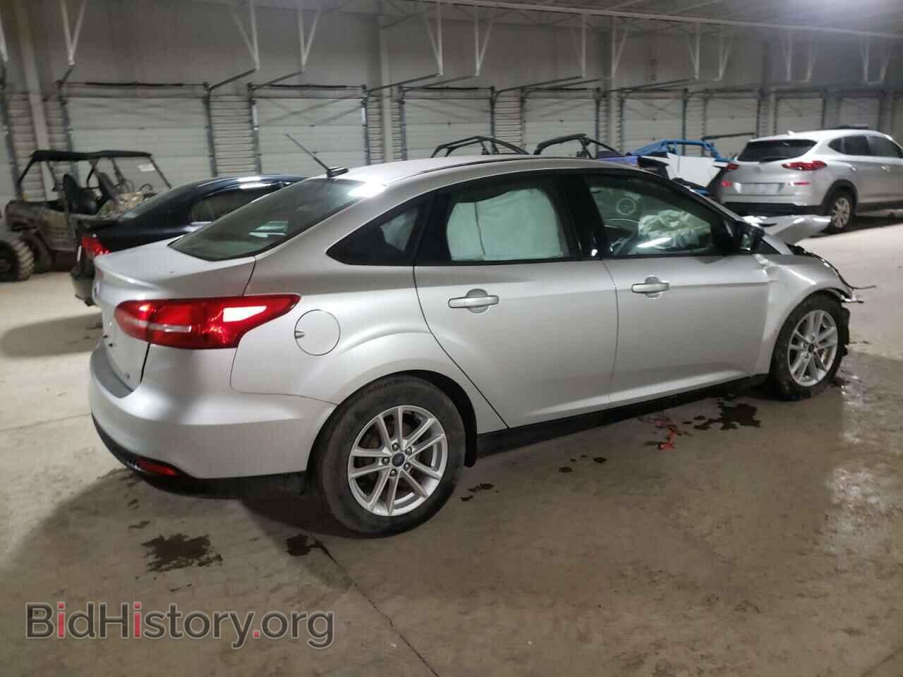 2017 FORD FOCUS - VIN: 1FADP3F2XHL280324 - Фото 3
