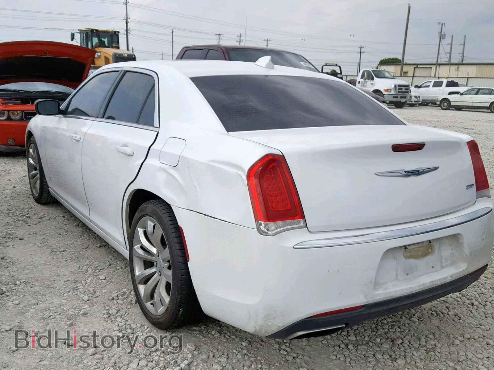 2017 CHRYSLER 300 - VIN: 2C3CCAAG7HH599741 - Фото 3