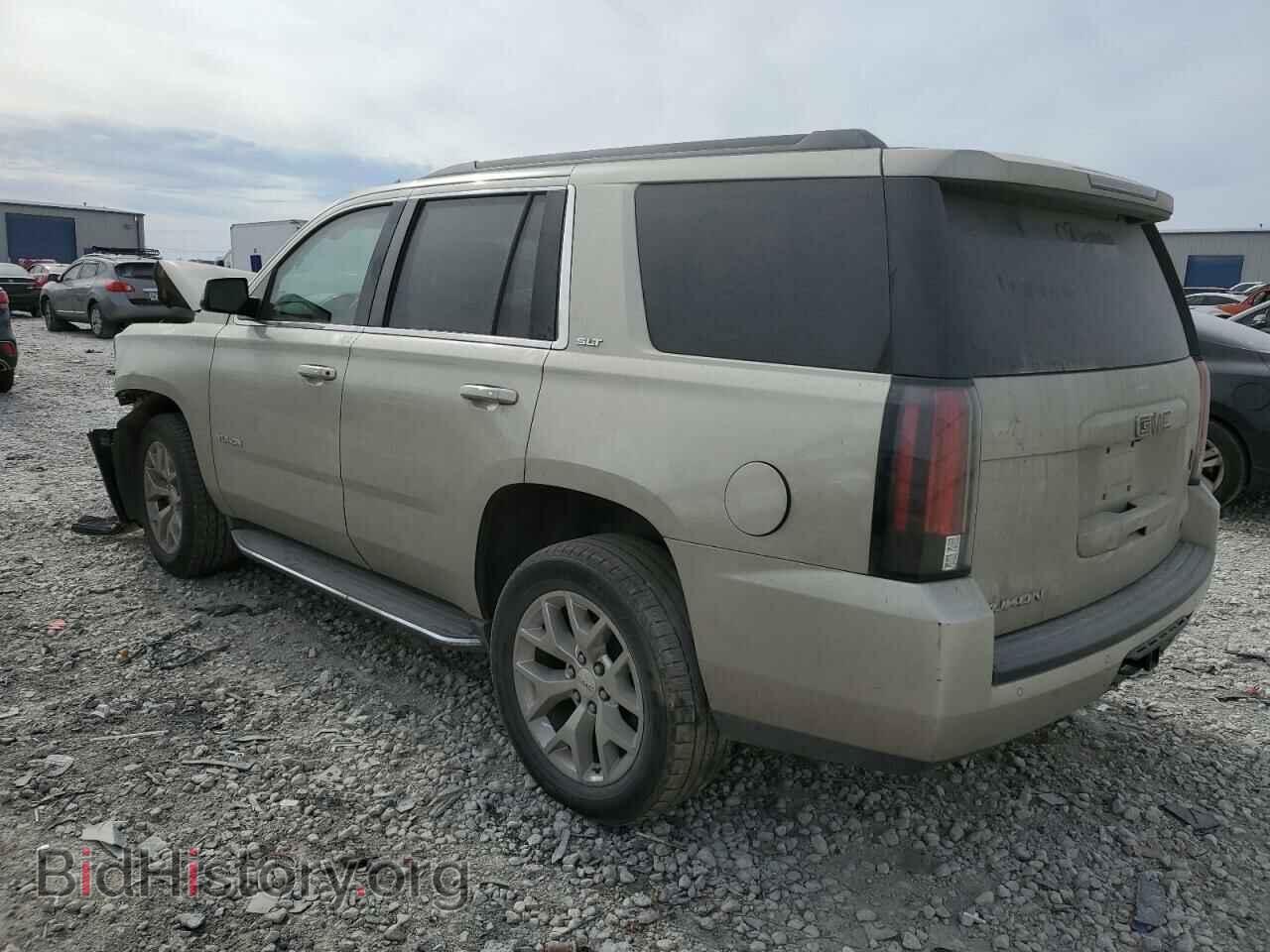 2015 GMC YUKON - VIN: 1GKS1BKC8FR688413 - Фото 2
