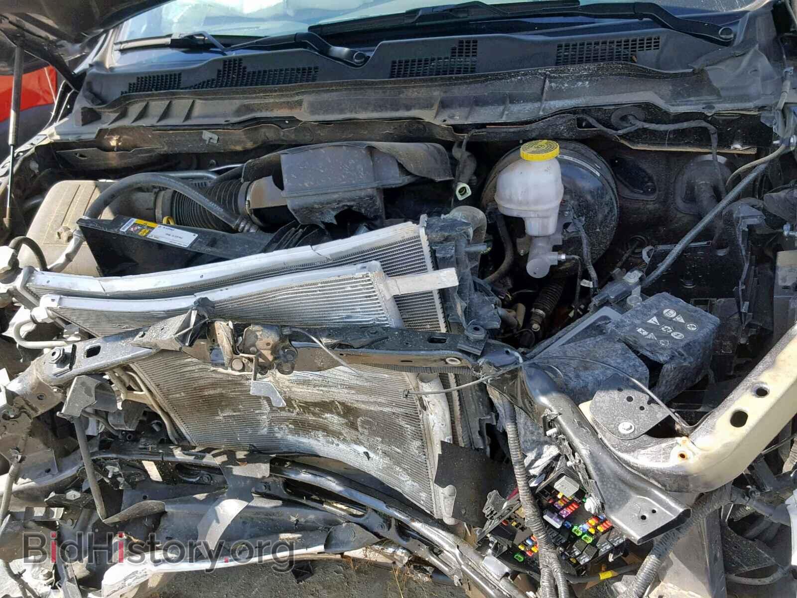 2018 RAM 1500 ST - VIN: 1C6RR6FG2JS340347 - Фото 7