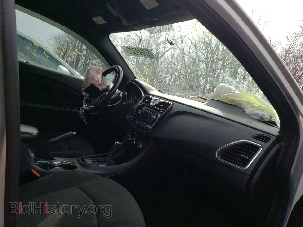 2012 CHRYSLER 200 - VIN: 1C3CCBBG0CN121472 - Фото 5