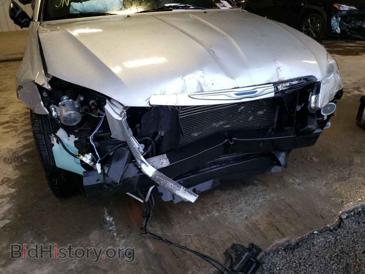 2012 CHRYSLER 200 - VIN: 1C3CCBBG0CN121472 - Фото 9