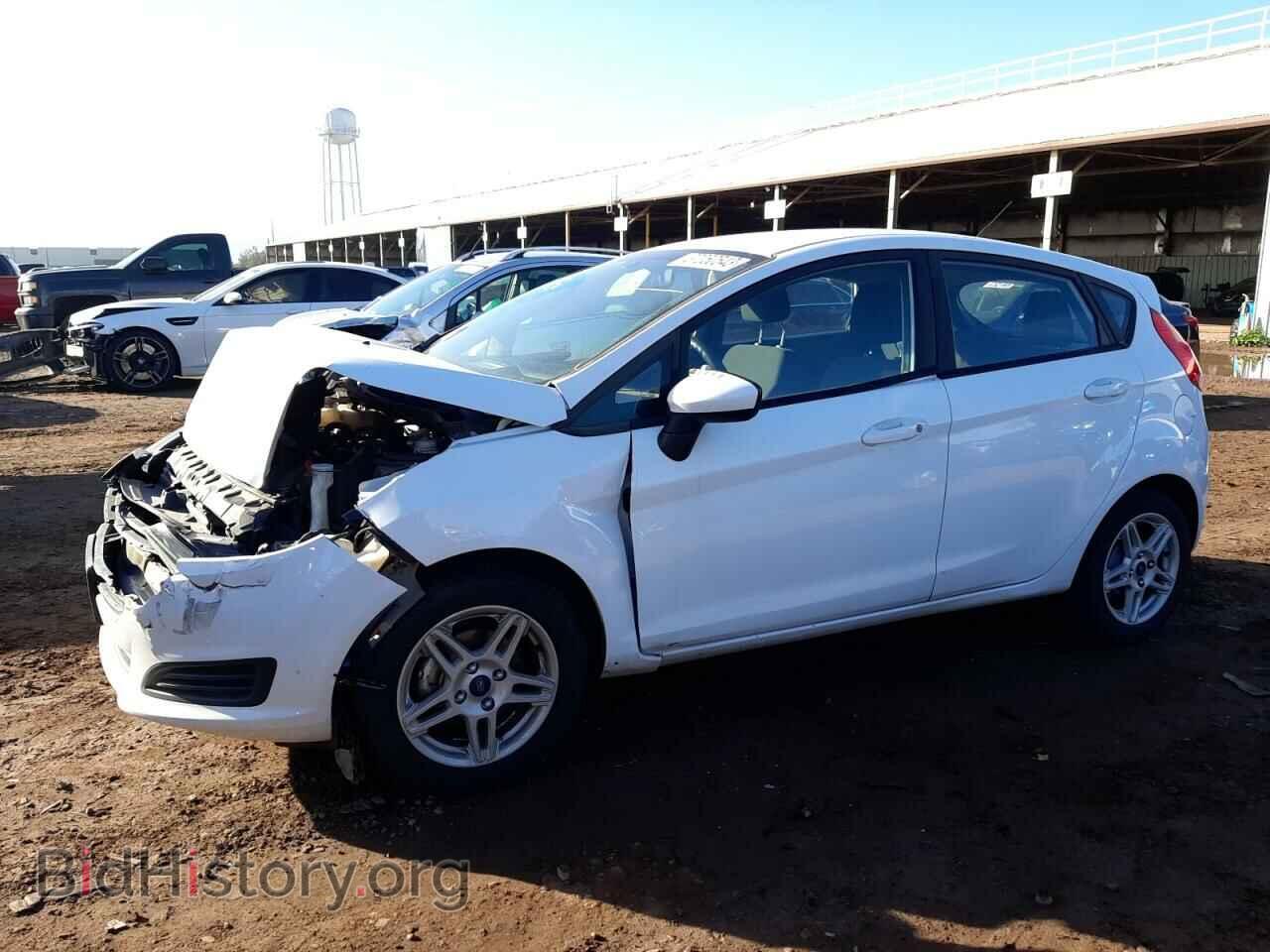Photo 3FADP4EJ2JM122837 - FORD FIESTA 2018