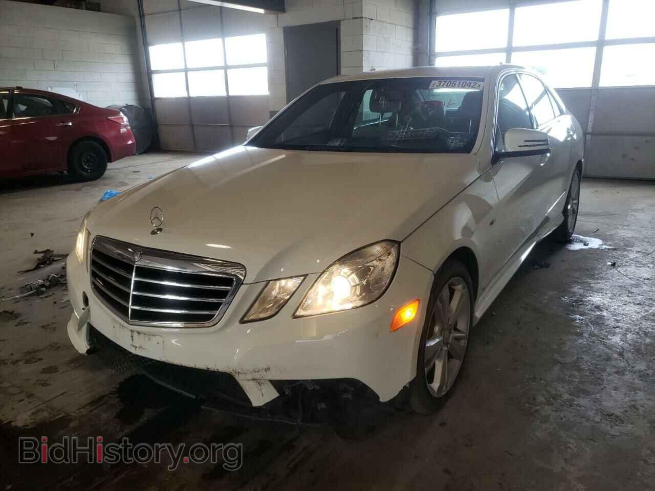 2012 MERCEDES-BENZ E-CLASS - VIN: WDDHF8JB1CA554460 - Фото 2