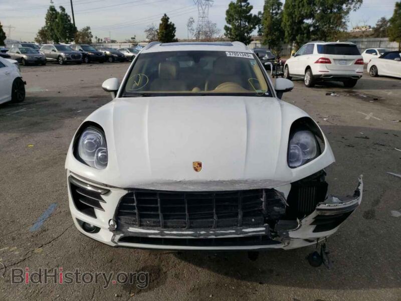 2016 Porsche MACAN (VIN WP1AB2A50GLB52629) — photo 5 of 12