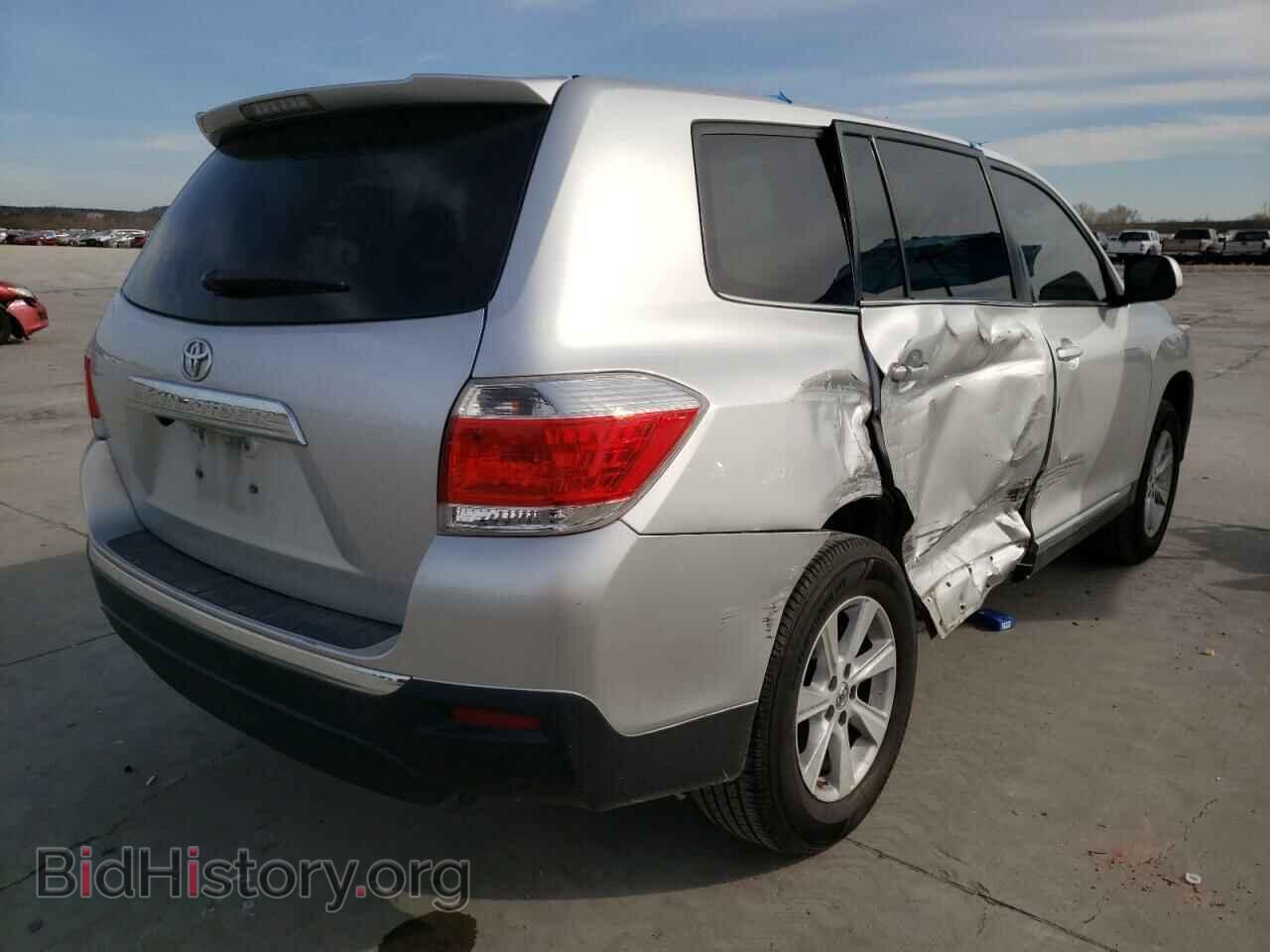 2013 TOYOTA HIGHLANDER - VIN: 5TDZA3EH8DS040592 - Фото 4