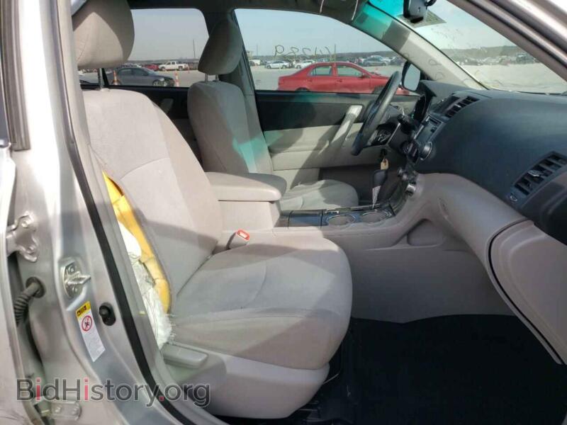 2013 Toyota HIGHLANDER (VIN 5TDZA3EH8DS040592) — фото 5 из 10