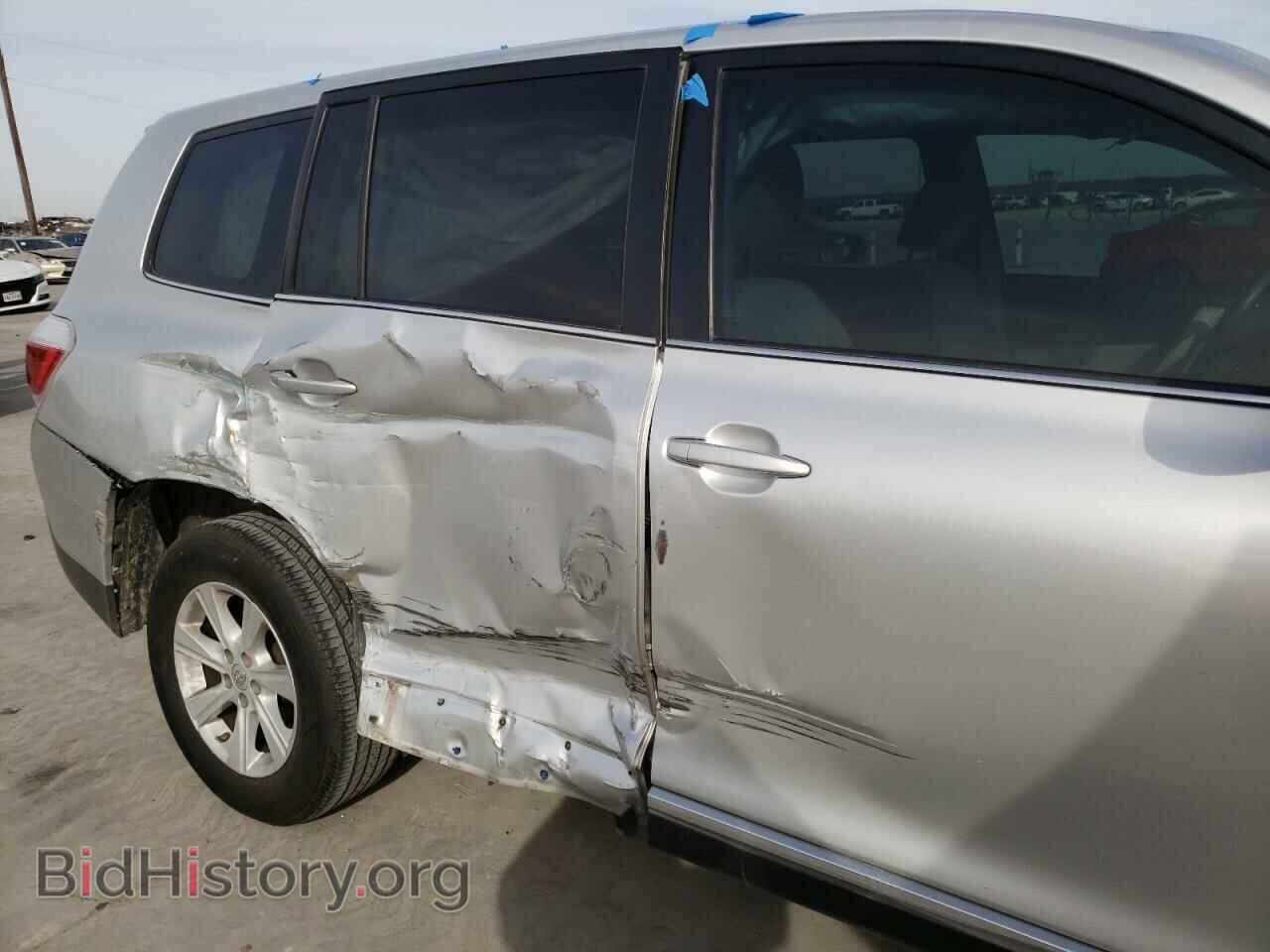 2013 TOYOTA HIGHLANDER - VIN: 5TDZA3EH8DS040592 - Фото 9
