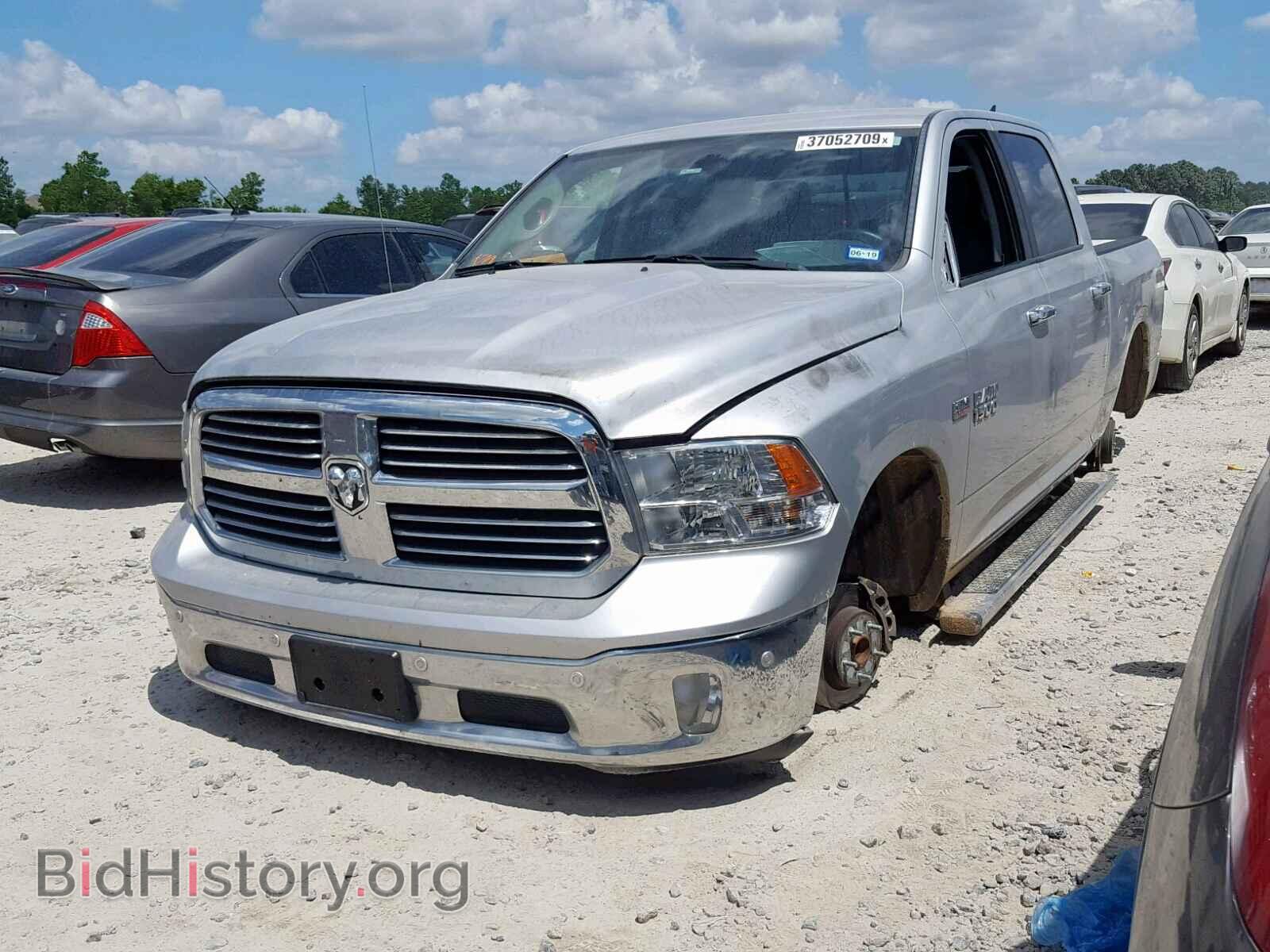 2017 RAM 1500 SLT - VIN: 1C6RR6LTXHS506013 - Фото 2