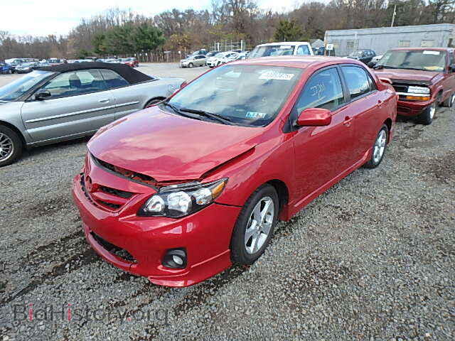 2011 TOYOTA COROLLA - VIN: 2T1BU4EEXBC679390 - Фото 2