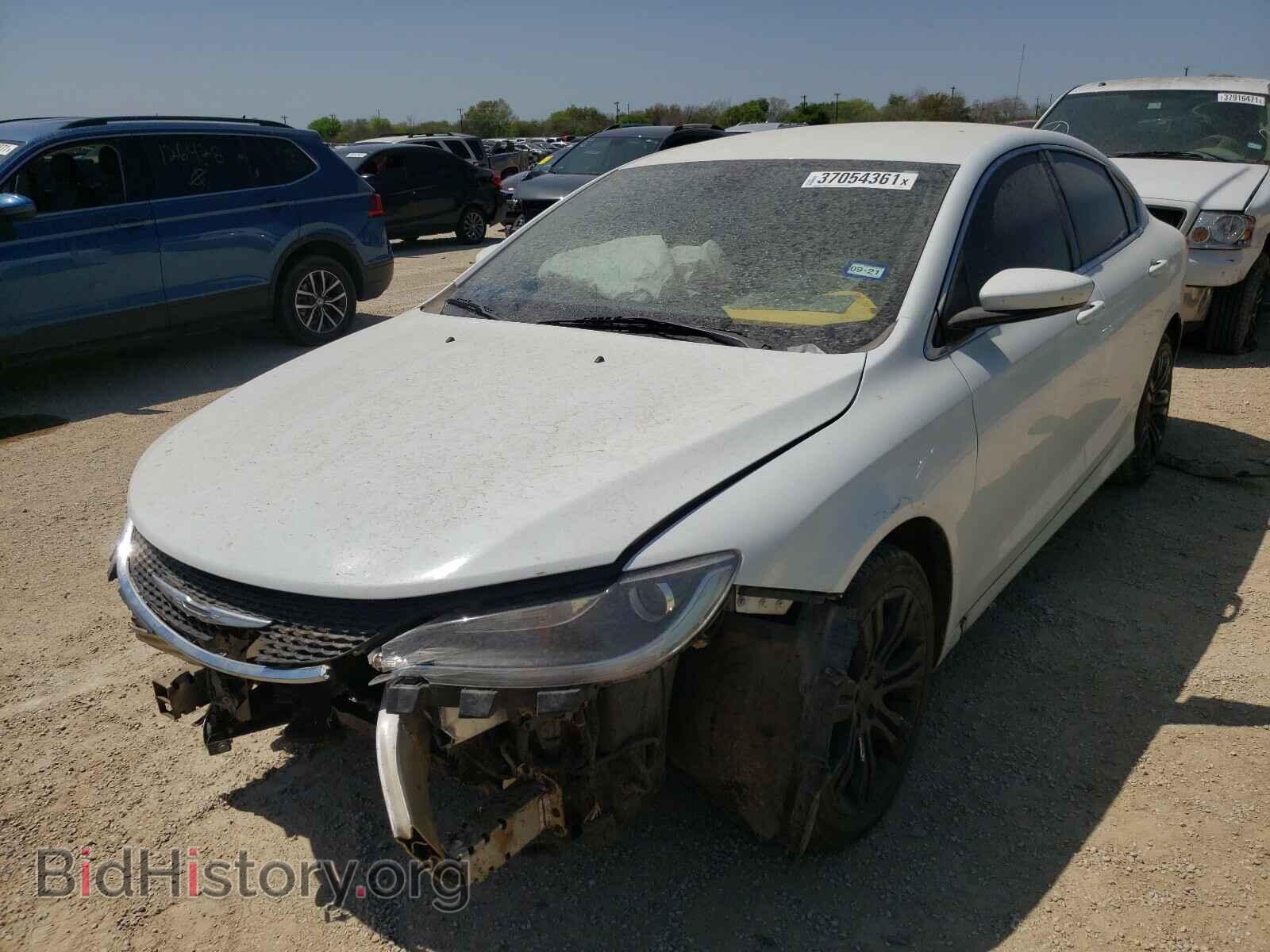 2015 CHRYSLER 200 - VIN: 1C3CCCAB9FN726588 - Фото 2