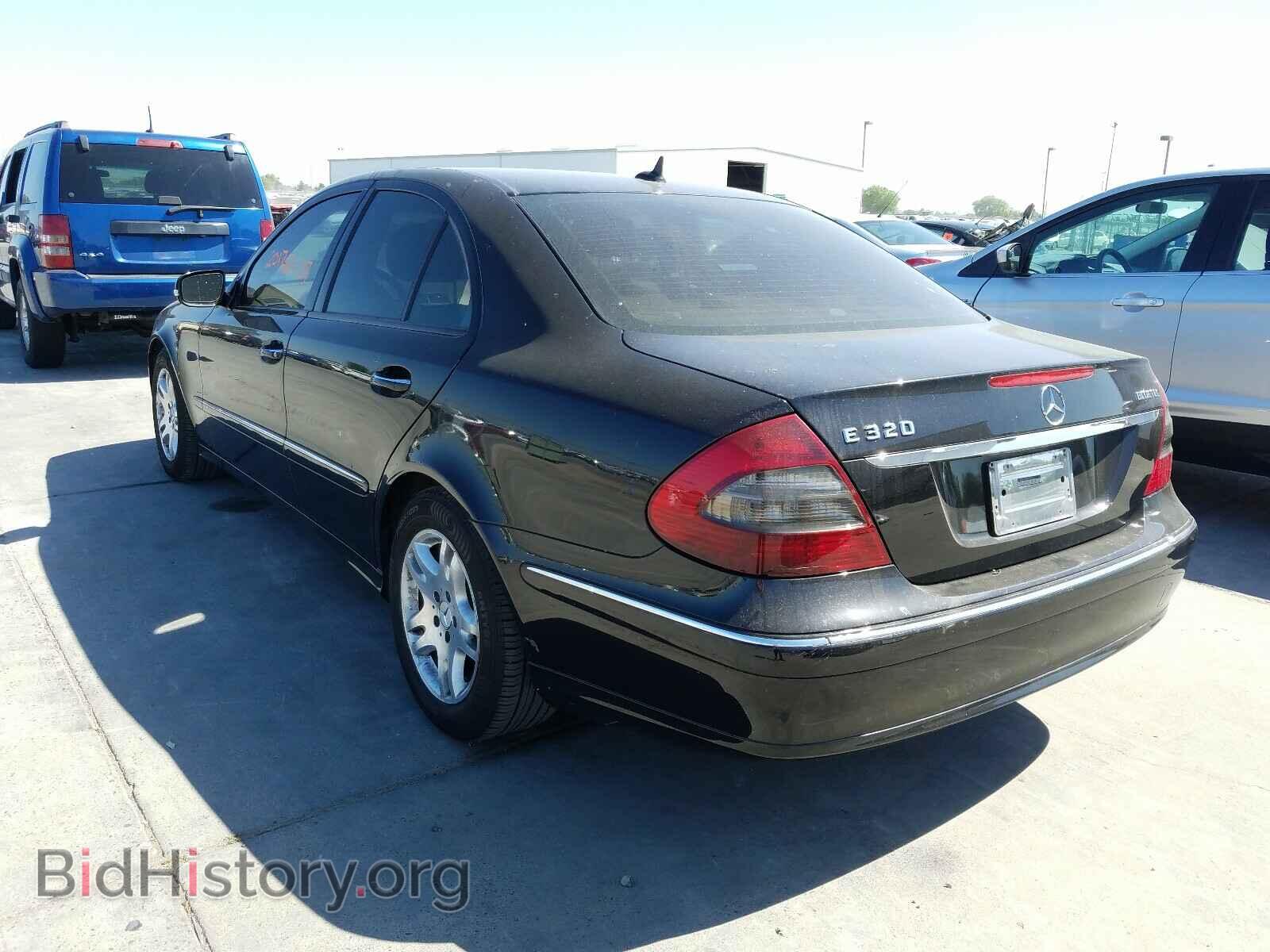 2007 MERCEDES-BENZ E CLASS - VIN: WDBUF22X87B097922 - Photo 3