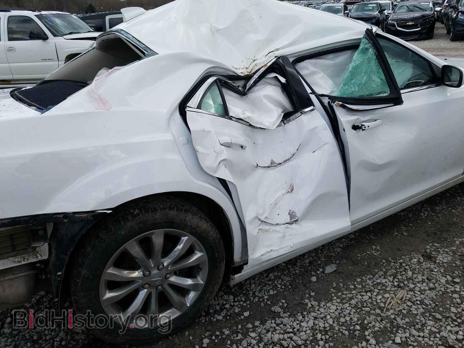 2017 CHRYSLER 300 - VIN: 2C3CCARG0HH608753 - Фото 9