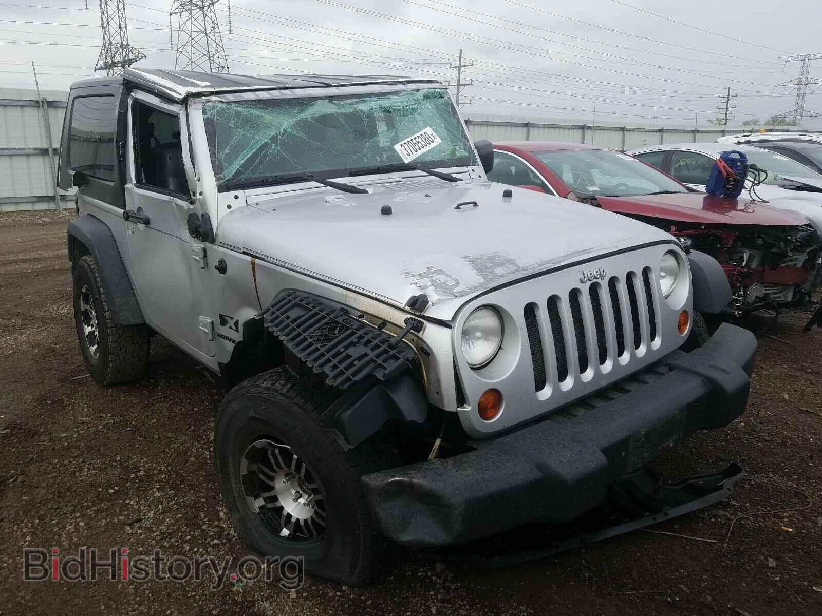 Photo 1J4FA24169L762695 - JEEP WRANGLER 2009